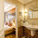 Neuwarft Hotel 3*